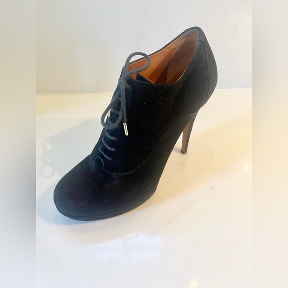 Gucci Black Suede Booties - Picture 1 of 6